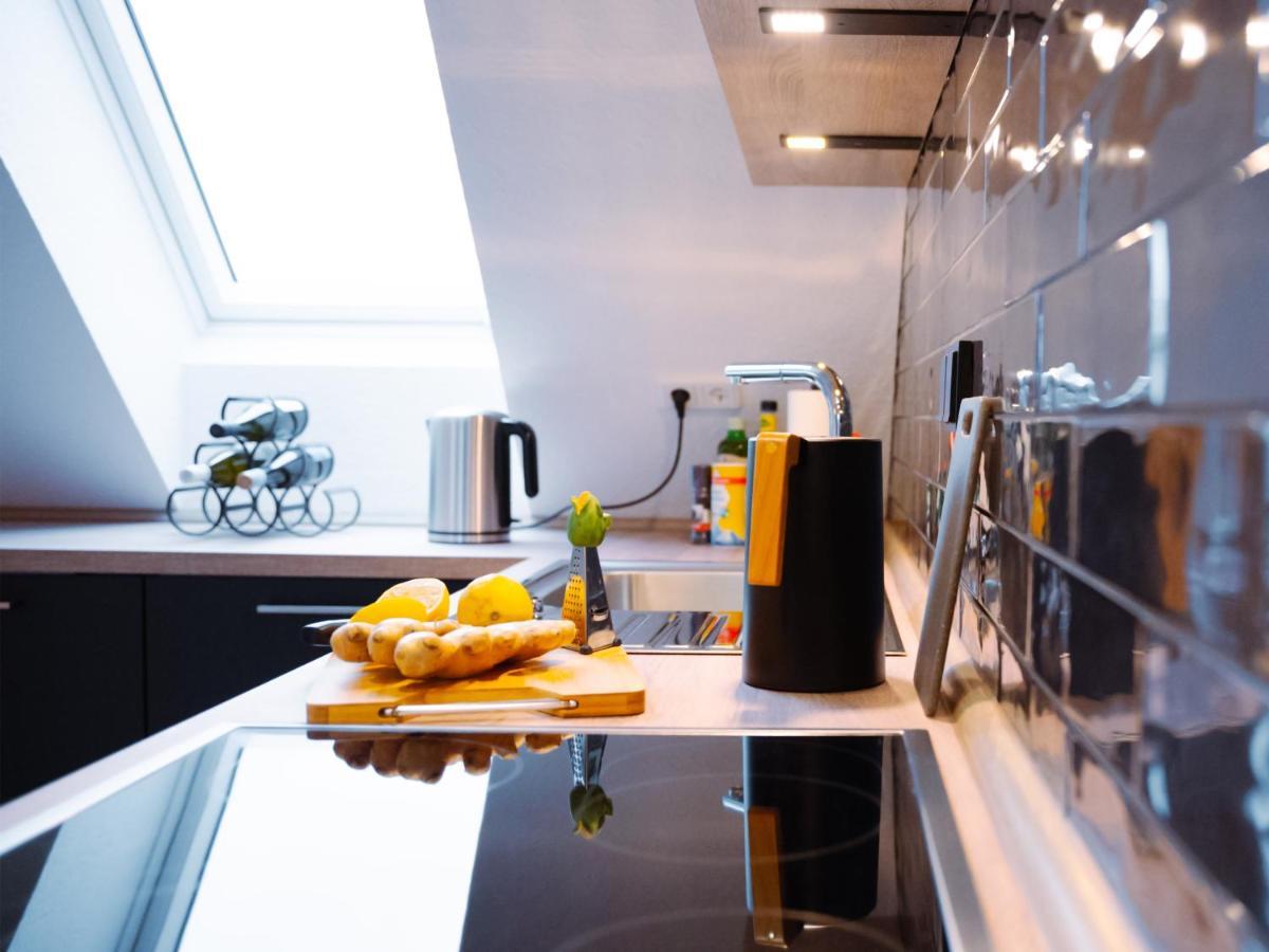 Lio Suite Design Apartment Balkon Terrasse Parken Fur 4 Personen Bad Salzuflen Bagian luar foto